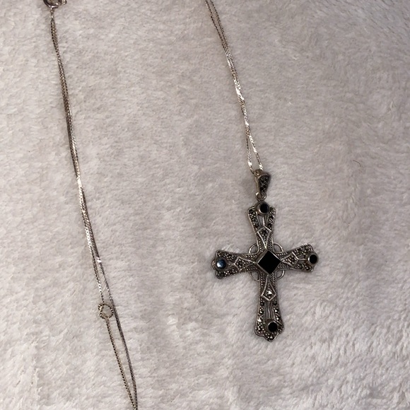 925 Onyx cross necklace set ✝️ - Picture 6 of 6